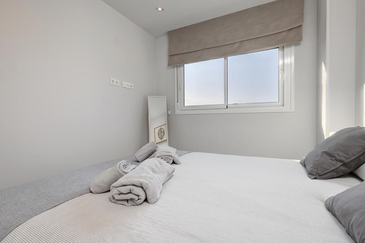Brand New Apartment With Pool And Sea View In 马尔韦利亚 外观 照片